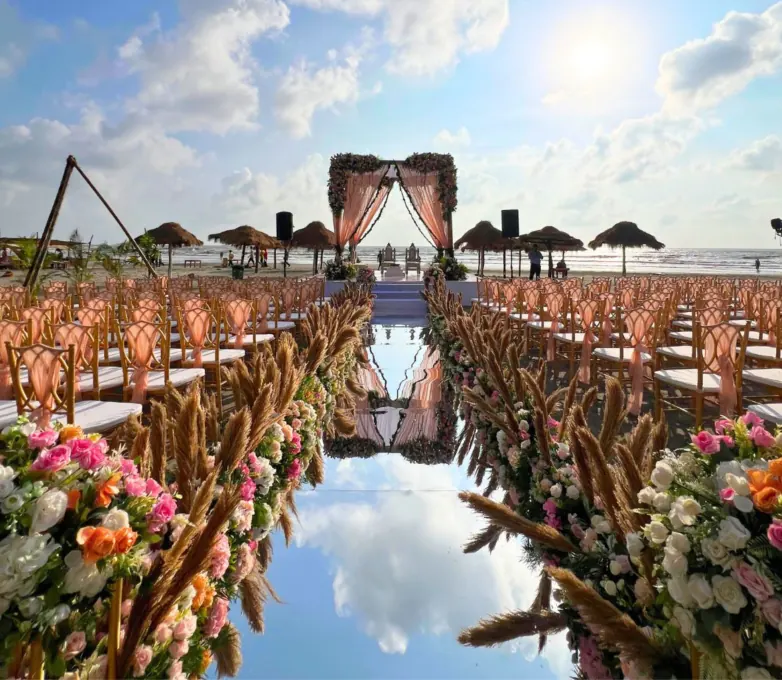 Ceremonies, mandaps & floral aisles